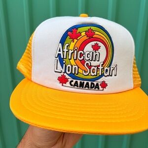 vintage AFRICAN LION SAFARI CANADA Trucker hat snapback yellow mesh cap